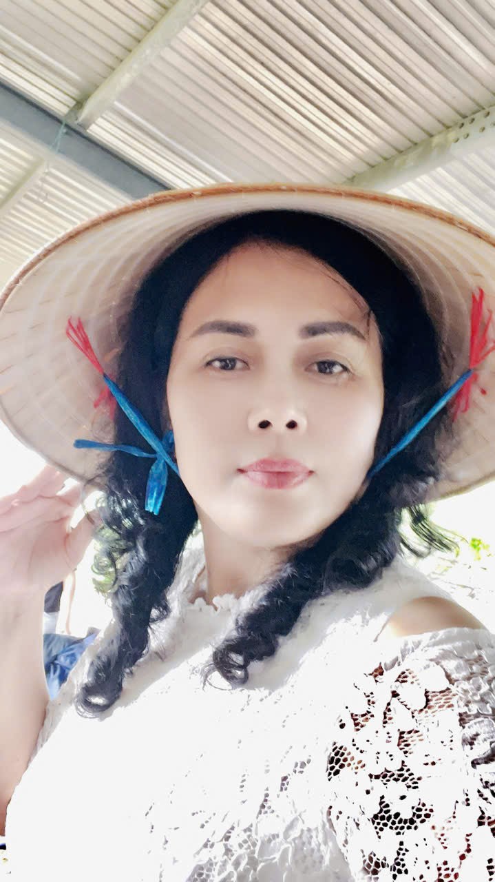 Người phụ nữ hiện đại trong kỷ nguyên mới - Khát vọng vươn xa từ giá trị Việt- Ảnh 2. Người phụ nữ hiện đại trong kỷ nguyên mới - Khát vọng vươn xa từ giá trị Việt- Ảnh 2.