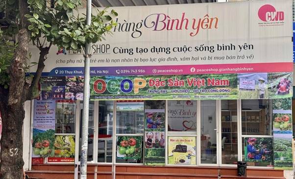 Lan tỏa tinh thần vì cộng đồng từ gian hàng tiêu thụ nông sản Peace Shop- Ảnh 1. Lan tỏa tinh thần vì cộng đồng từ gian hàng tiêu thụ nông sản Peace Shop- Ảnh 1.