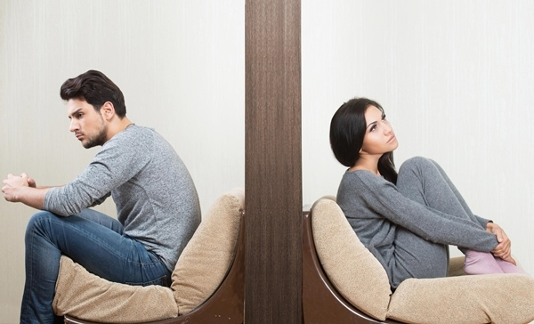 "Ngoại tình số": Giết chết hôn nhân bằng tin nhắn, hình ảnh, không cần thể xác- Ảnh 1. "Ngoại tình số": Giết chết hôn nhân bằng tin nhắn, hình ảnh, không cần thể xác- Ảnh 1.