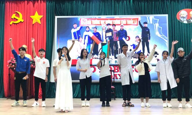 Sơn La triển khai sâu rộng công tác phòng, chống tác hại thuốc lá- Ảnh 2. Sơn La triển khai sâu rộng công tác phòng, chống tác hại thuốc lá- Ảnh 2.