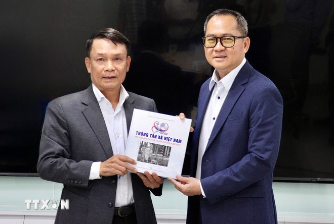 Việt Nam - Campuchia thúc đẩy hợp tác báo chí, truyền thông trong kỷ nguyên số- Ảnh 1.