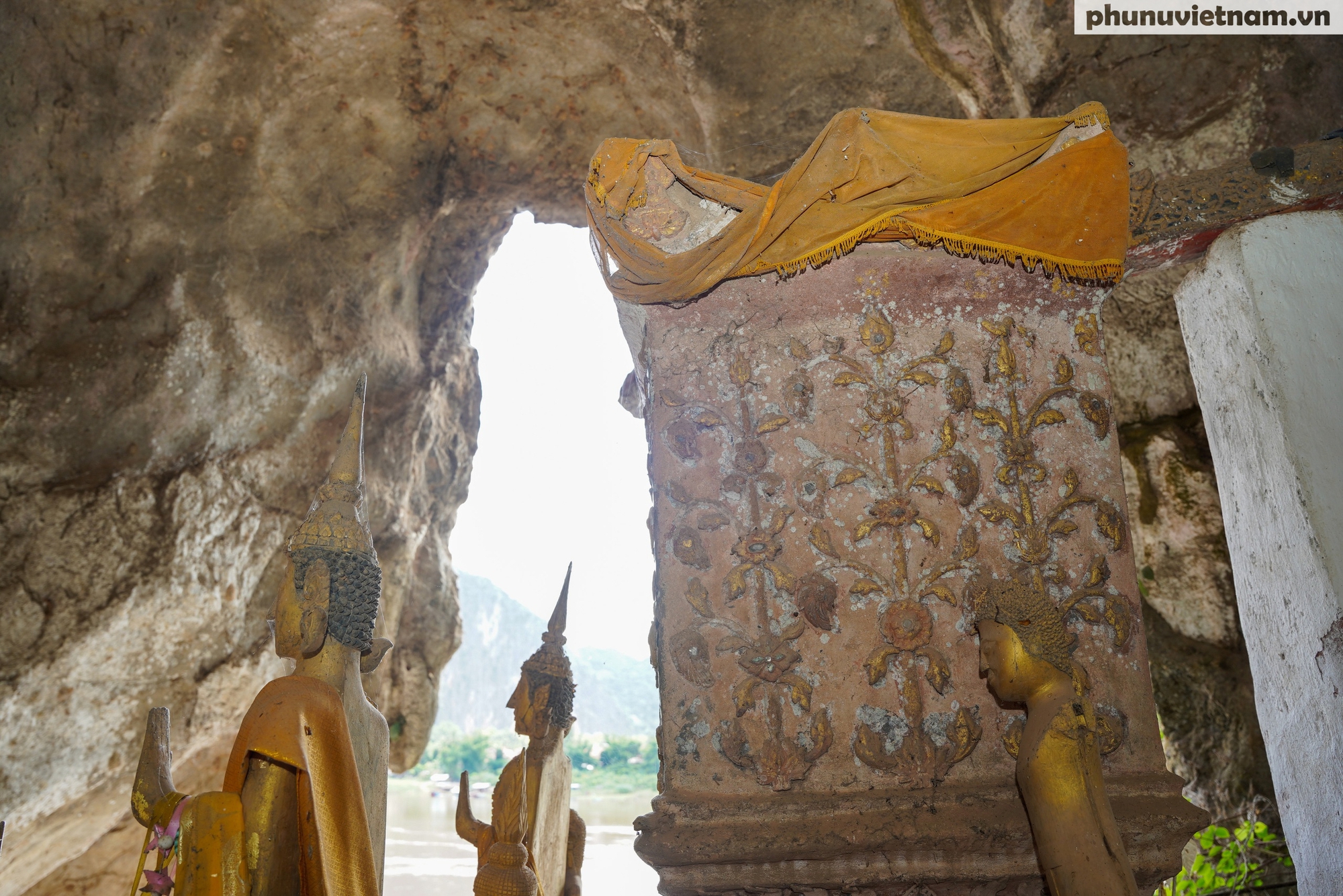Hang Phật linh thiêng ở ngã ba sông với hơn 4.000 pho tượng sống động- Ảnh 7. Hang Phật linh thiêng ở ngã ba sông với hơn 4.000 pho tượng sống động- Ảnh 7.