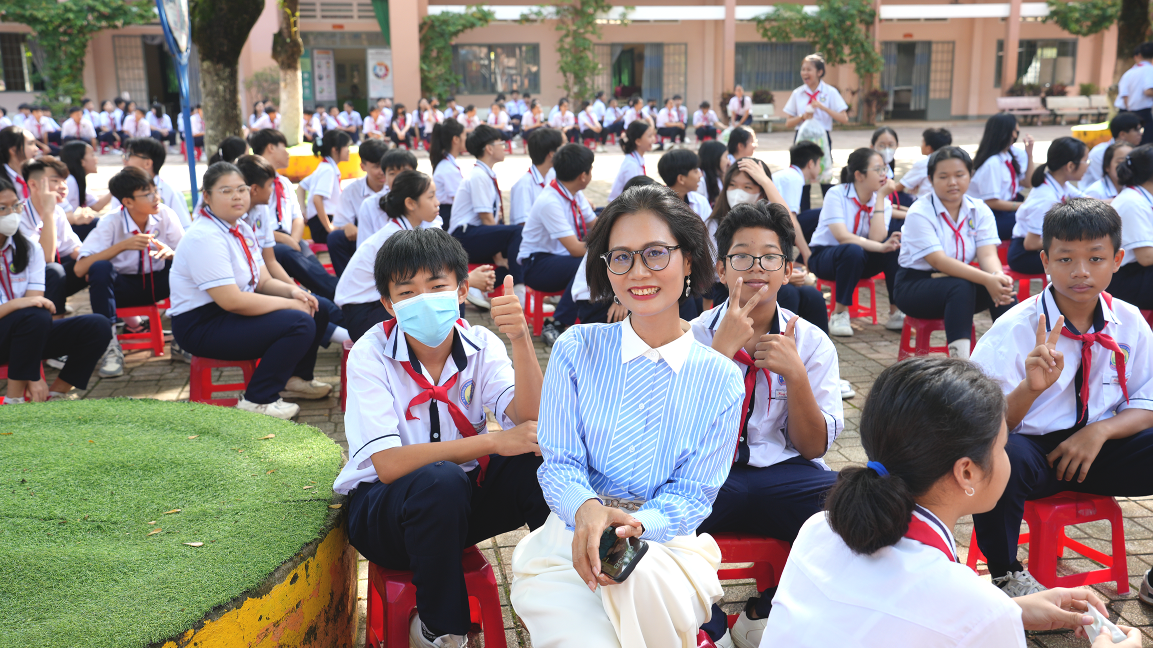 Văn hóa đọc - "chìa khóa" hướng đến tương lai trong kỷ nguyên số- Ảnh 2. Văn hóa đọc - "chìa khóa" hướng đến tương lai trong kỷ nguyên số- Ảnh 2.