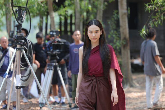 Mỹ nhân Gen Z hóa thân thành "ma nữ" đáng yêu trên màn ảnh Thái Lan- Ảnh 1.