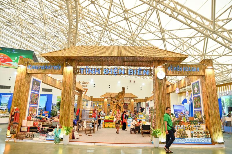Tiếp sức cho sản phẩm vùng đồng bào dân tộc thiểu số và miền núi khẳng định vị thế thương hiệu trên bản đồ thương mại quốc gia- Ảnh 5. Tiếp sức cho sản phẩm vùng đồng bào dân tộc thiểu số và miền núi khẳng định vị thế thương hiệu trên bản đồ thương mại quốc gia- Ảnh 5.