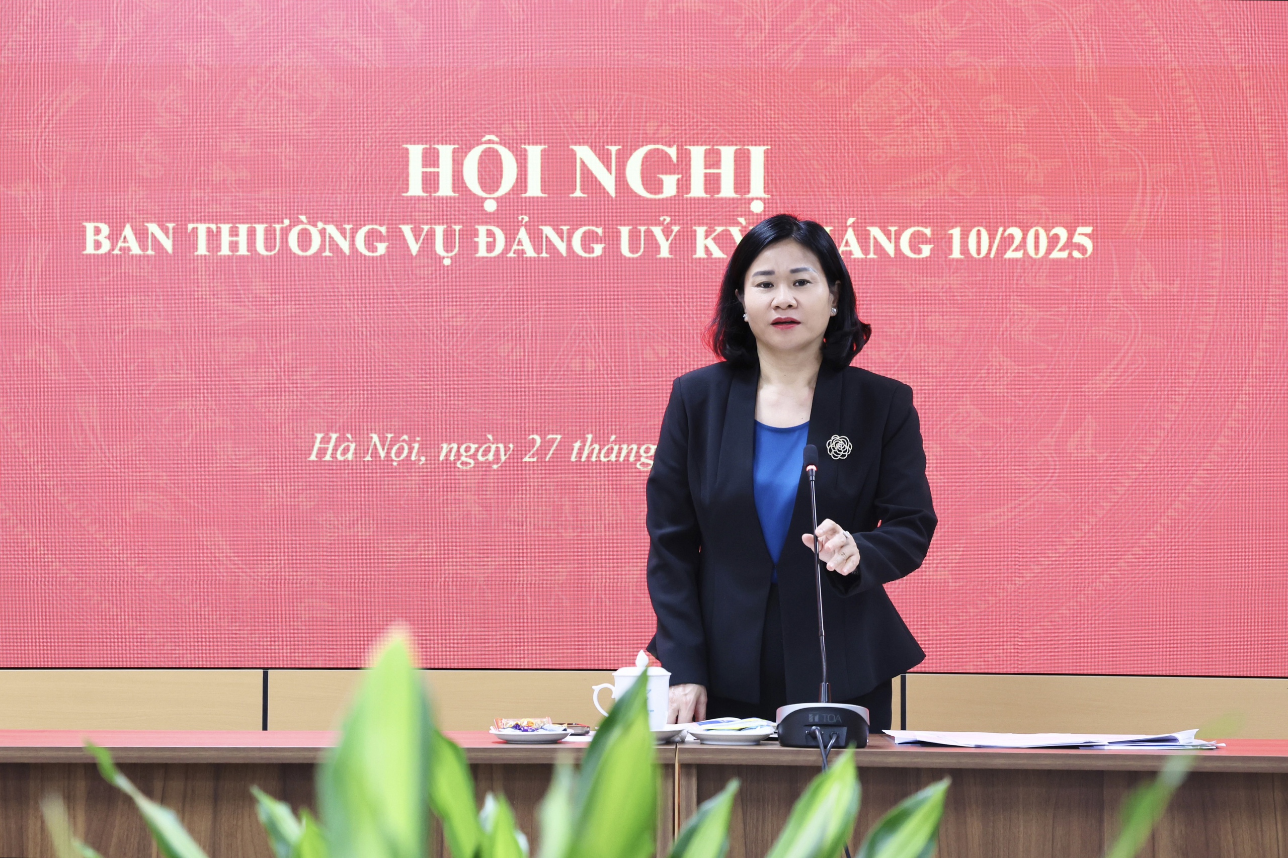 Đảng uỷ Trung ương Hội LHPN Việt Nam: Tập trung triển khai các Nghị quyết trọng tâm trong tháng 11/2025- Ảnh 4.