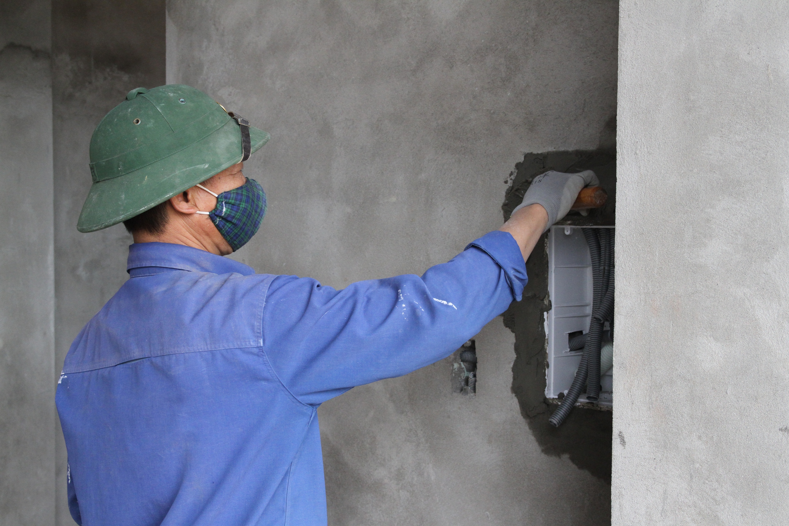 An sinh xã hội cho lao động phi chính thức 
Bài 2: Rào cản ngăn lao động phi chính thức đến gần “lưới an sinh xã hội”- Ảnh 4. An sinh xã hội cho lao động phi chính thức 
Bài 2: Rào cản ngăn lao động phi chính thức đến gần “lưới an sinh xã hội”- Ảnh 4.