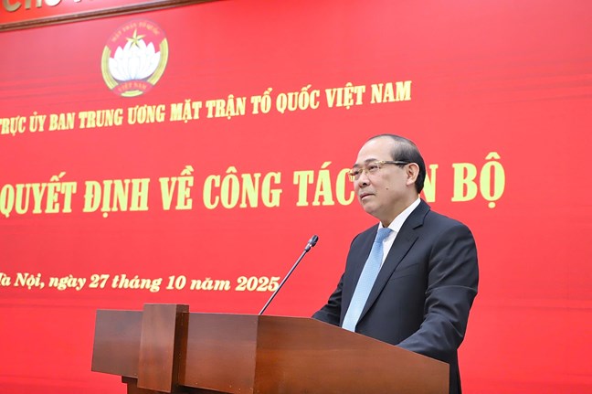 Ban Thường trực Ủy ban Trung ương MTTQ Việt Nam công bố Quyết định về công tác cán bộ- Ảnh 1. Ban Thường trực Ủy ban Trung ương MTTQ Việt Nam công bố Quyết định về công tác cán bộ- Ảnh 1.