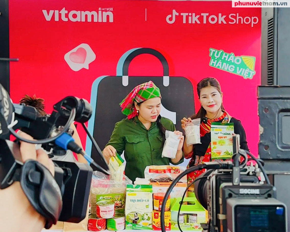 Người phụ nữ Tày “vượt cạn” thông tin, số hoá nông sản xứ Lạng- Ảnh 3. Người phụ nữ Tày “vượt cạn” thông tin, số hoá nông sản xứ Lạng- Ảnh 3.