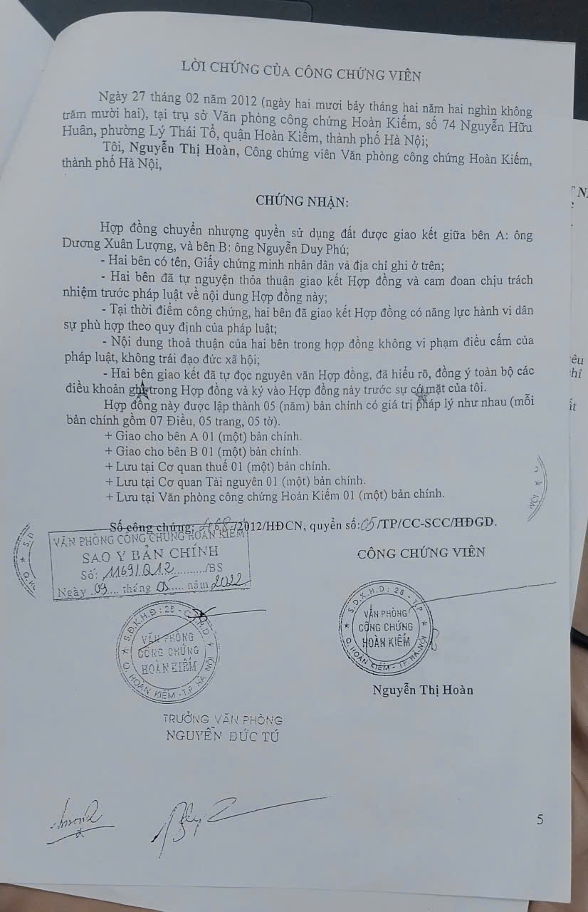 Vụ "cho thuê sổ đỏ bị mất đất": Lập hợp đồng giả cách để vay tiền của VietinBank?- Ảnh 2. Vụ "cho thuê sổ đỏ bị mất đất": Lập hợp đồng giả cách để vay tiền của VietinBank?- Ảnh 2.