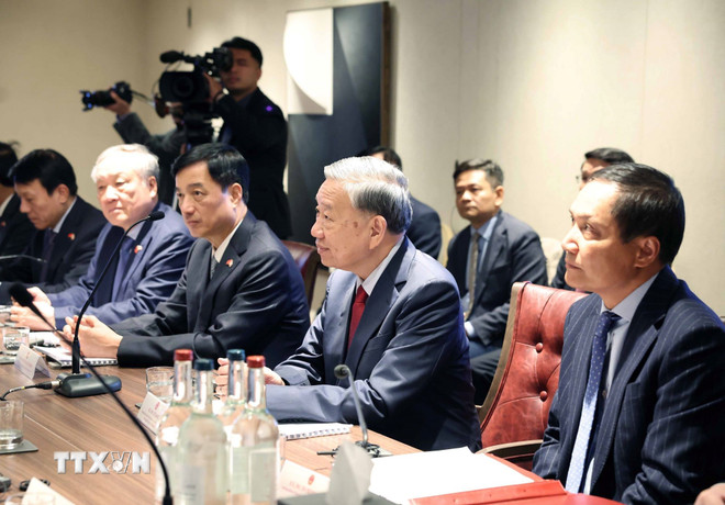 Tổng Bí thư Tô Lâm dự tọa đàm về công nghệ AI và chip bán dẫn tại Anh- Ảnh 1.