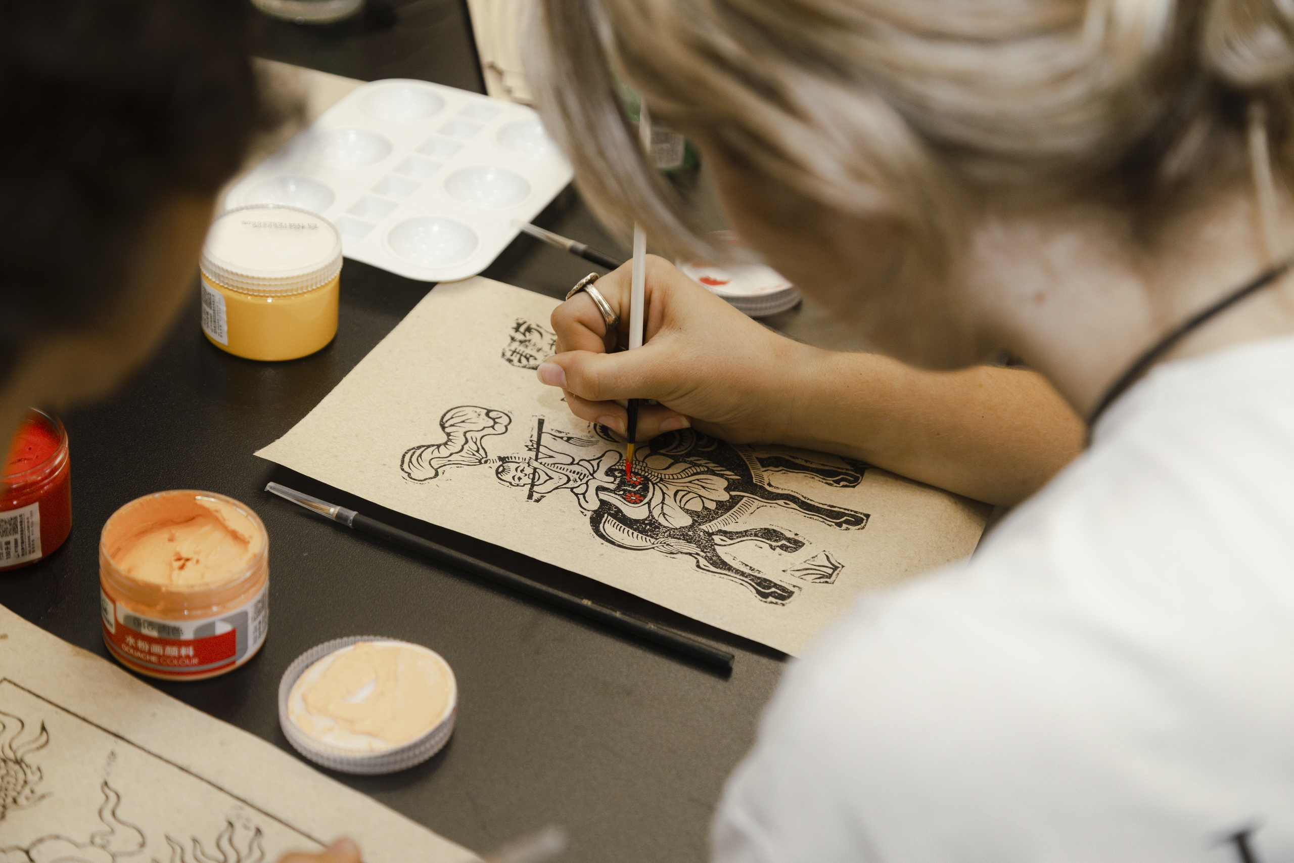 Bảo vệ môi trường bằng câu chuyện nghệ thuật- Ảnh 7. Bảo vệ môi trường bằng câu chuyện nghệ thuật- Ảnh 7.