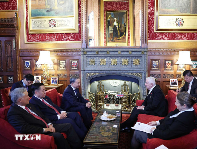 Quan hệ hợp tác giữa Quốc hội Việt Nam-Anh phát triển tốt đẹp và thực chất- Ảnh 1.