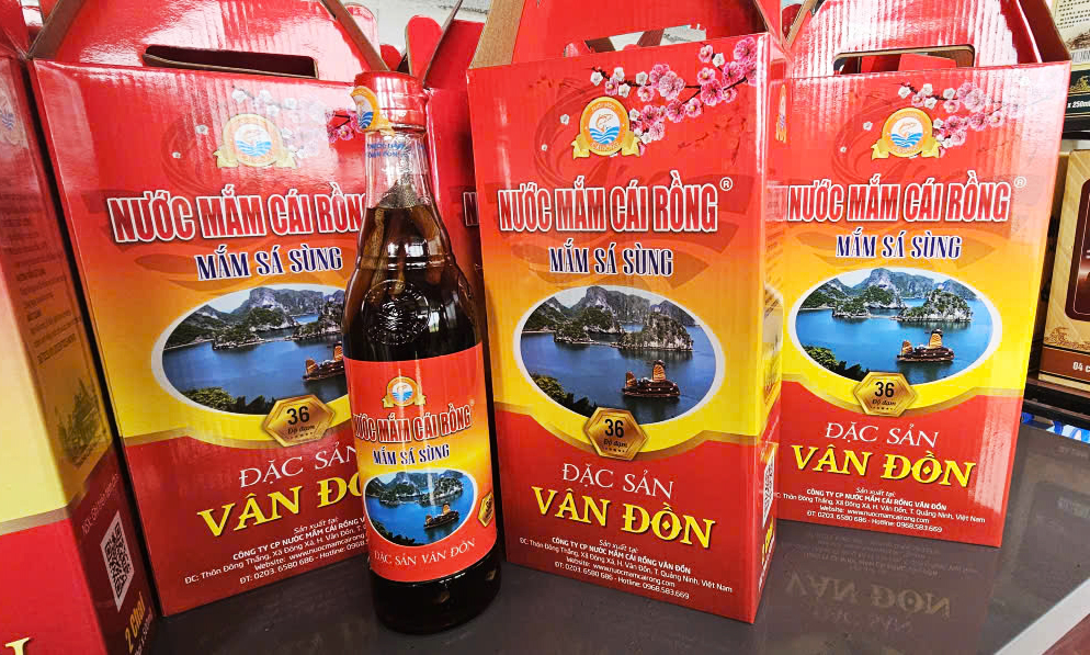 Tạo điểm hẹn giao thương cho sản phẩm OCOP khu vực miền núi, vùng sâu, vùng xa và hải đảo- Ảnh 4. Tạo điểm hẹn giao thương cho sản phẩm OCOP khu vực miền núi, vùng sâu, vùng xa và hải đảo- Ảnh 4.