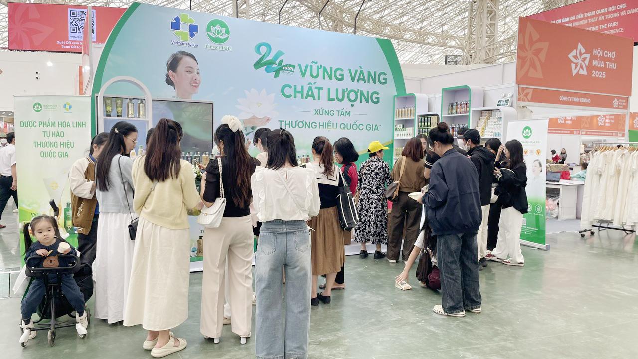 Dược phẩm Hoa Linh tham gia hội chợ mùa thu 2025- Ảnh 1.