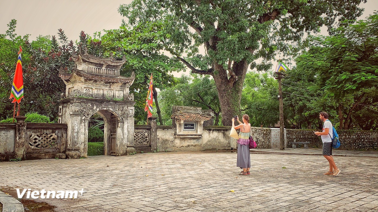 Công nghiệp văn hóa "bắt tay" du lịch bền vững để biến tài nguyên thành tài sản- Ảnh 3. Công nghiệp văn hóa "bắt tay" du lịch bền vững để biến tài nguyên thành tài sản- Ảnh 3.