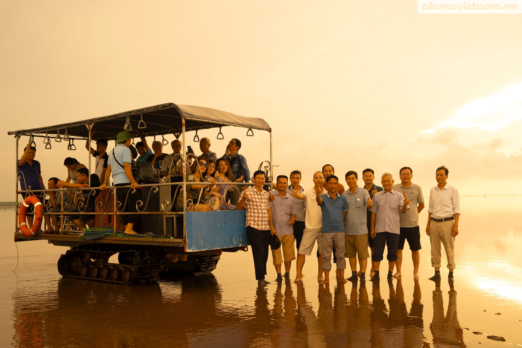 Choáng ngợp trước vẻ đẹp huyền ảo của bãi biển vô cực đẹp nhất miền Bắc ở Hưng Yên- Ảnh 13.