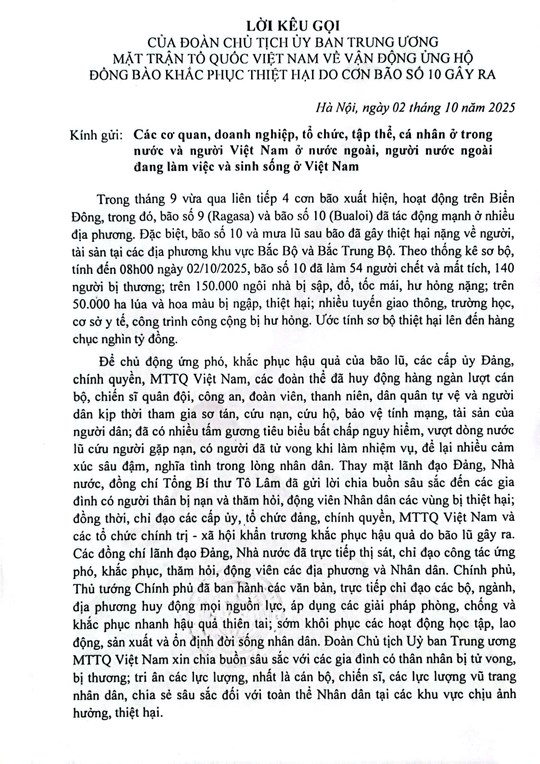 Tiếp tục vận động, ủng hộ đồng bào bị thiệt hại do bão số 11, số 12 và mưa lũ- Ảnh 1. Tiếp tục vận động, ủng hộ đồng bào bị thiệt hại do bão số 11, số 12 và mưa lũ- Ảnh 1.