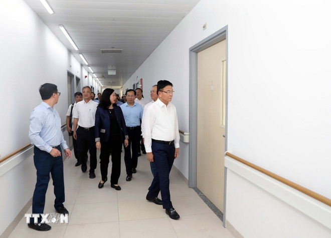 Phấn đấu khánh thành Cơ sở 2 Bệnh viện Việt Đức và Bạch Mai vào ngày 19/12- Ảnh 1. Phấn đấu khánh thành Cơ sở 2 Bệnh viện Việt Đức và Bạch Mai vào ngày 19/12- Ảnh 1.