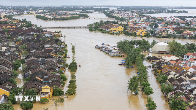 Rút gọn quy mô tổ chức Lễ bế mạc Hội chợ Mùa Thu 2025- Ảnh 1. Rút gọn quy mô tổ chức Lễ bế mạc Hội chợ Mùa Thu 2025- Ảnh 1.