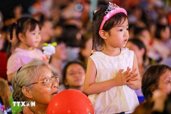 Tết Trung thu - Ngày hội của thiếu nhi, Tết của đoàn viên- Ảnh 2.