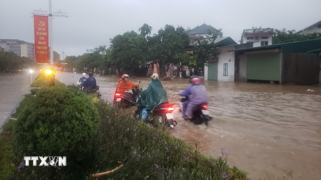 Dự báo Hà Nội có mưa vừa đến mưa to từ sáng 6/10 đến hết 7/10- Ảnh 2.