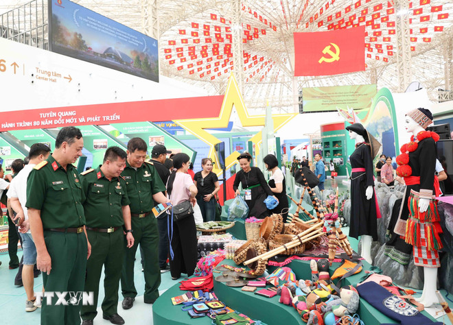 Hội chợ mùa Thu 2025 - Hội chợ "3 nhất" đầu tiên tại Việt Nam- Ảnh 2.