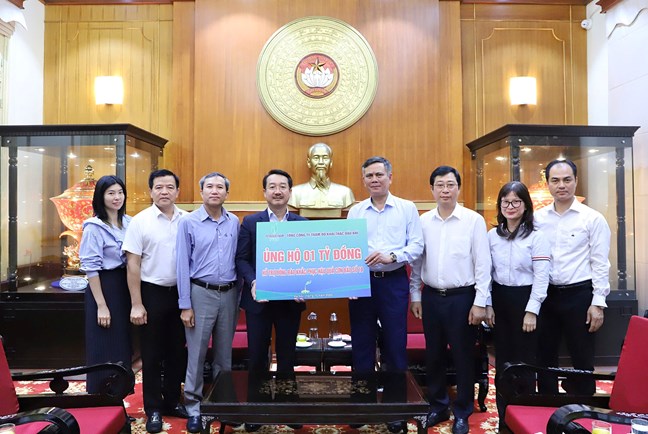 Thông tin gia đình nhận phân bổ hỗ trợ sẽ được niêm yết tại trụ sở thôn để nhân dân cùng giám sát- Ảnh 2.