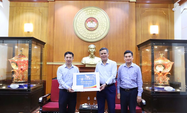 Thông tin gia đình nhận phân bổ hỗ trợ sẽ được niêm yết tại trụ sở thôn để nhân dân cùng giám sát- Ảnh 9.