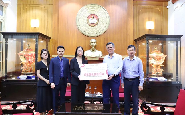 Thông tin gia đình nhận phân bổ hỗ trợ sẽ được niêm yết tại trụ sở thôn để nhân dân cùng giám sát- Ảnh 13.