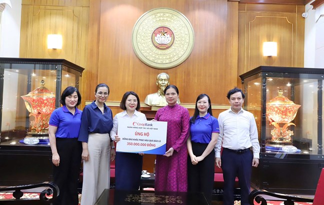 Góp thêm nguồn lực hỗ trợ đồng bào các tỉnh sớm tái thiết cuộc sống khi bão lũ đi qua- Ảnh 4. Góp thêm nguồn lực hỗ trợ đồng bào các tỉnh sớm tái thiết cuộc sống khi bão lũ đi qua- Ảnh 4.