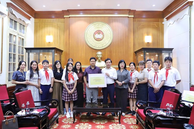 Góp thêm nguồn lực hỗ trợ đồng bào các tỉnh sớm tái thiết cuộc sống khi bão lũ đi qua- Ảnh 9. Góp thêm nguồn lực hỗ trợ đồng bào các tỉnh sớm tái thiết cuộc sống khi bão lũ đi qua- Ảnh 9.