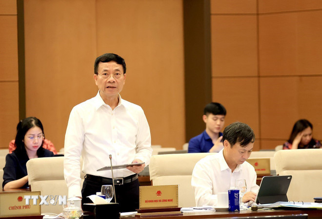 Chủ tịch Quốc hội: Khắc phục tình trạng "nghiên cứu rồi để trong ngăn tủ'- Ảnh 1. Chủ tịch Quốc hội: Khắc phục tình trạng "nghiên cứu rồi để trong ngăn tủ'- Ảnh 1.