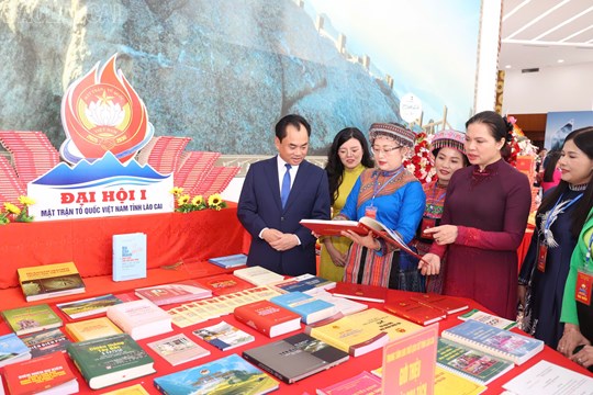 Phó Chủ tịch Hà Thị Nga dự Đại hội đại biểu MTTQ Việt Nam tỉnh Lào Cai lần thứ I, nhiệm kỳ 2025 - 2030- Ảnh 8. Phó Chủ tịch Hà Thị Nga dự Đại hội đại biểu MTTQ Việt Nam tỉnh Lào Cai lần thứ I, nhiệm kỳ 2025 - 2030- Ảnh 8.