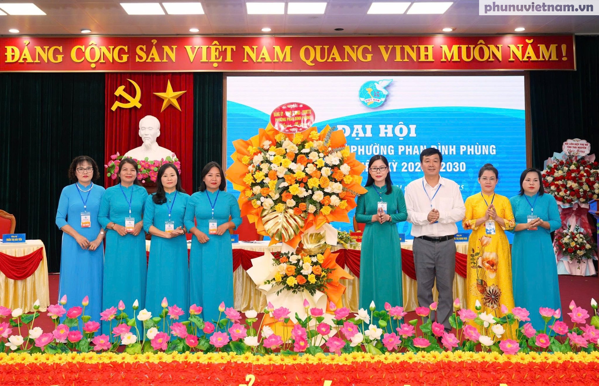 Thái Nguyên hoàn thành Đại hội đại biểu phụ nữ cấp xã nhiệm kỳ 2025-2030- Ảnh 1. Thái Nguyên hoàn thành Đại hội đại biểu phụ nữ cấp xã nhiệm kỳ 2025-2030- Ảnh 1.