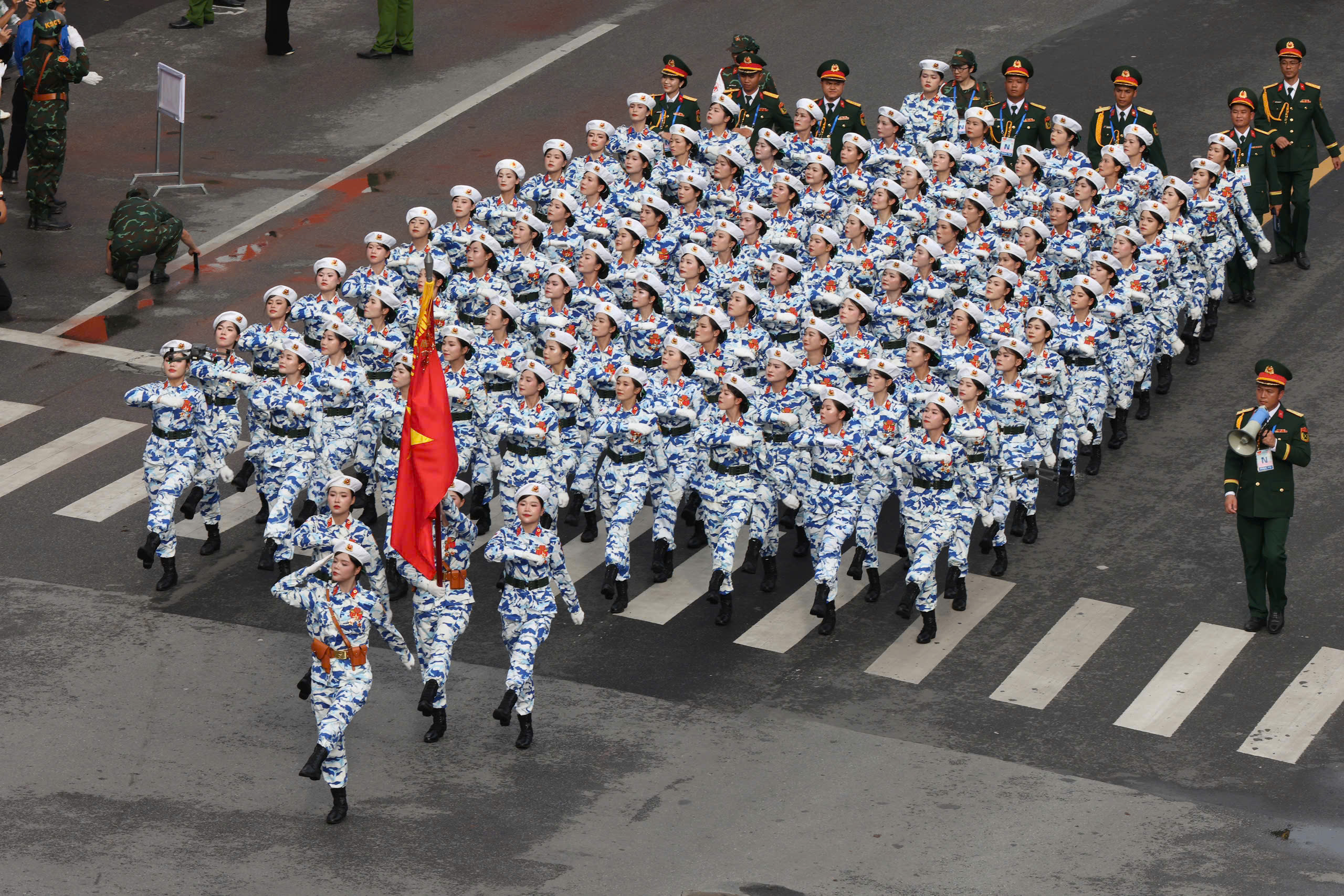Trưởng đại diện UN Women: Việt Nam là hình mẫu truyền cảm hứng về bình đẳng giới trong khu vực- Ảnh 3. Trưởng đại diện UN Women: Việt Nam là hình mẫu truyền cảm hứng về bình đẳng giới trong khu vực- Ảnh 3.