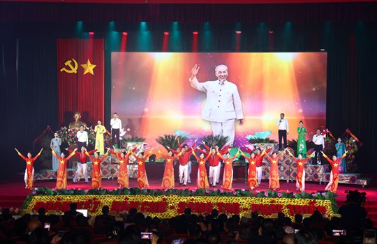 Phó Chủ tịch Hà Thị Nga dự Đại hội đại biểu MTTQ Việt Nam tỉnh Lào Cai lần thứ I, nhiệm kỳ 2025 - 2030- Ảnh 7. Phó Chủ tịch Hà Thị Nga dự Đại hội đại biểu MTTQ Việt Nam tỉnh Lào Cai lần thứ I, nhiệm kỳ 2025 - 2030- Ảnh 7.