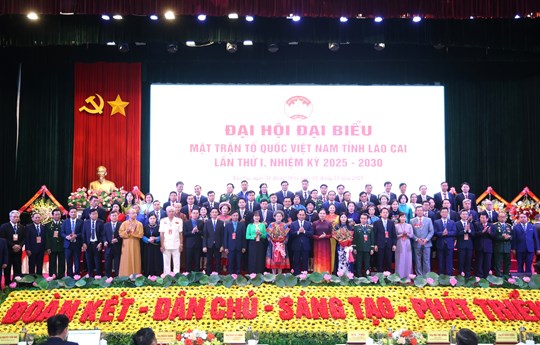 Phó Chủ tịch Hà Thị Nga dự Đại hội đại biểu MTTQ Việt Nam tỉnh Lào Cai lần thứ I, nhiệm kỳ 2025 - 2030- Ảnh 6. Phó Chủ tịch Hà Thị Nga dự Đại hội đại biểu MTTQ Việt Nam tỉnh Lào Cai lần thứ I, nhiệm kỳ 2025 - 2030- Ảnh 6.