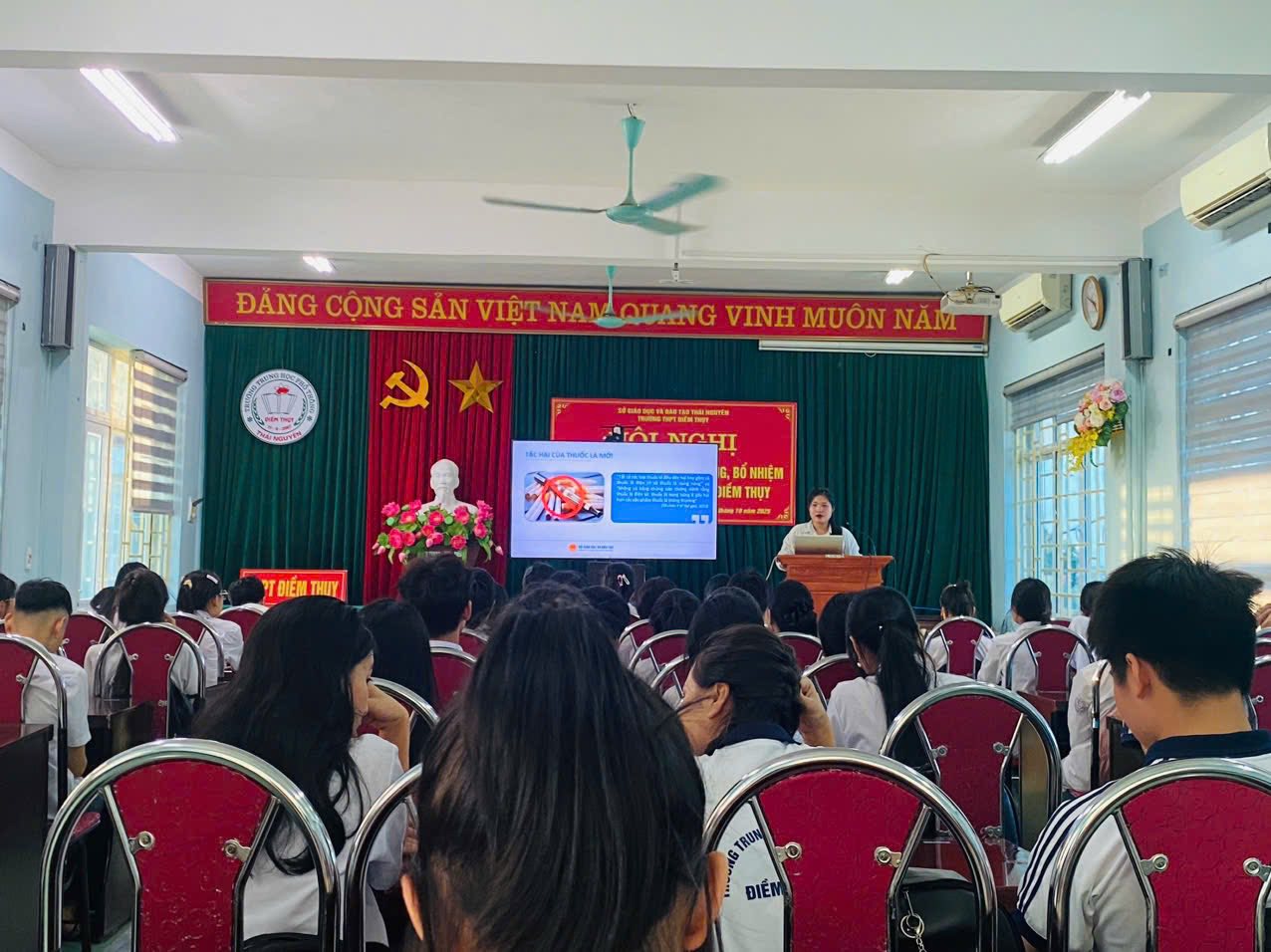 Trường THPT Điềm Thụy tích cực triển khai công tác phòng, chống tác hại thuốc lá học đường- Ảnh 3. Trường THPT Điềm Thụy tích cực triển khai công tác phòng, chống tác hại thuốc lá học đường- Ảnh 3.