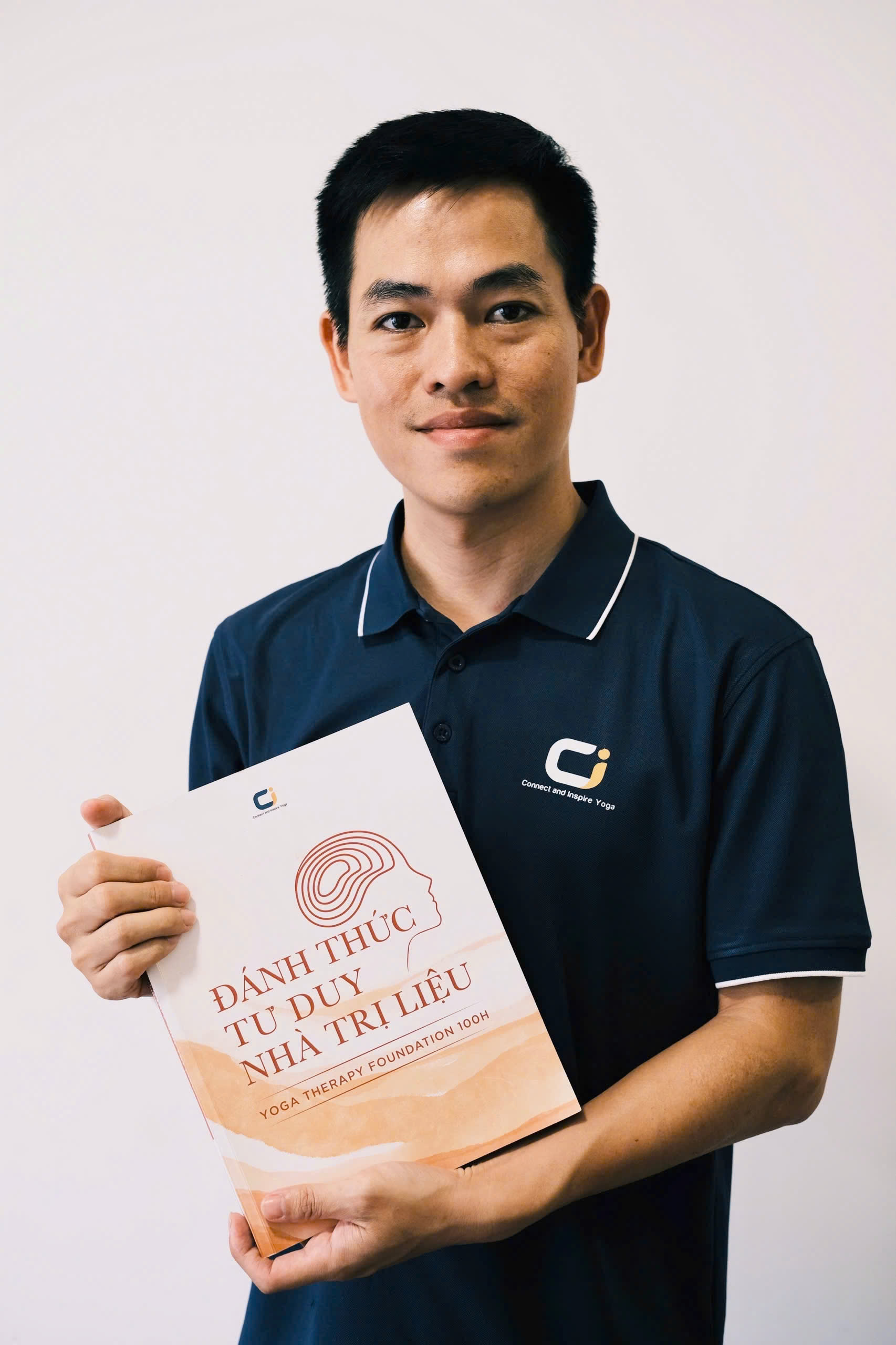 Sau đột quỵ - Yoga trị liệu giúp cơ thể “tái sinh” từ hơi thở và niềm tin- Ảnh 2. Sau đột quỵ - Yoga trị liệu giúp cơ thể “tái sinh” từ hơi thở và niềm tin- Ảnh 2.