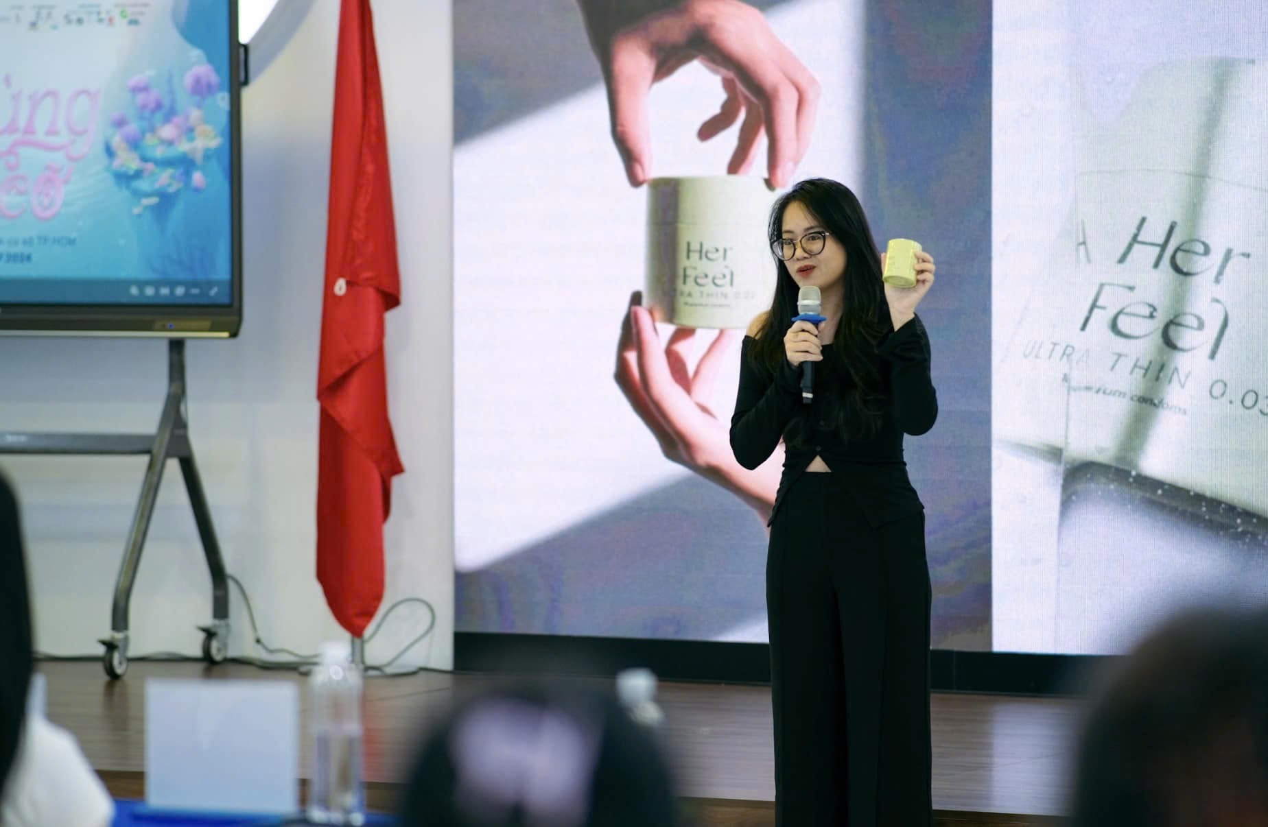 Cô gái Huế bước ra khỏi vùng an toàn, khởi nghiệp trong lĩnh vực sức khỏe tình dục- Ảnh 2. Cô gái Huế bước ra khỏi vùng an toàn, khởi nghiệp trong lĩnh vực sức khỏe tình dục- Ảnh 2.