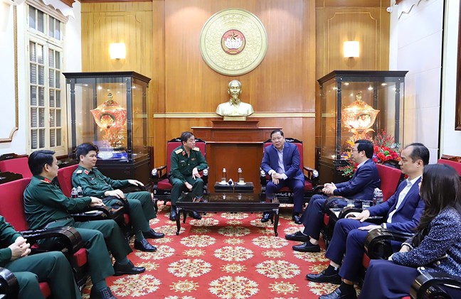 Quân ủy Trung ương, Bộ Quốc phòng ủng hộ Quỹ "Vì người nghèo" Trung ương số tiền 1 tỷ đồng- Ảnh 2.