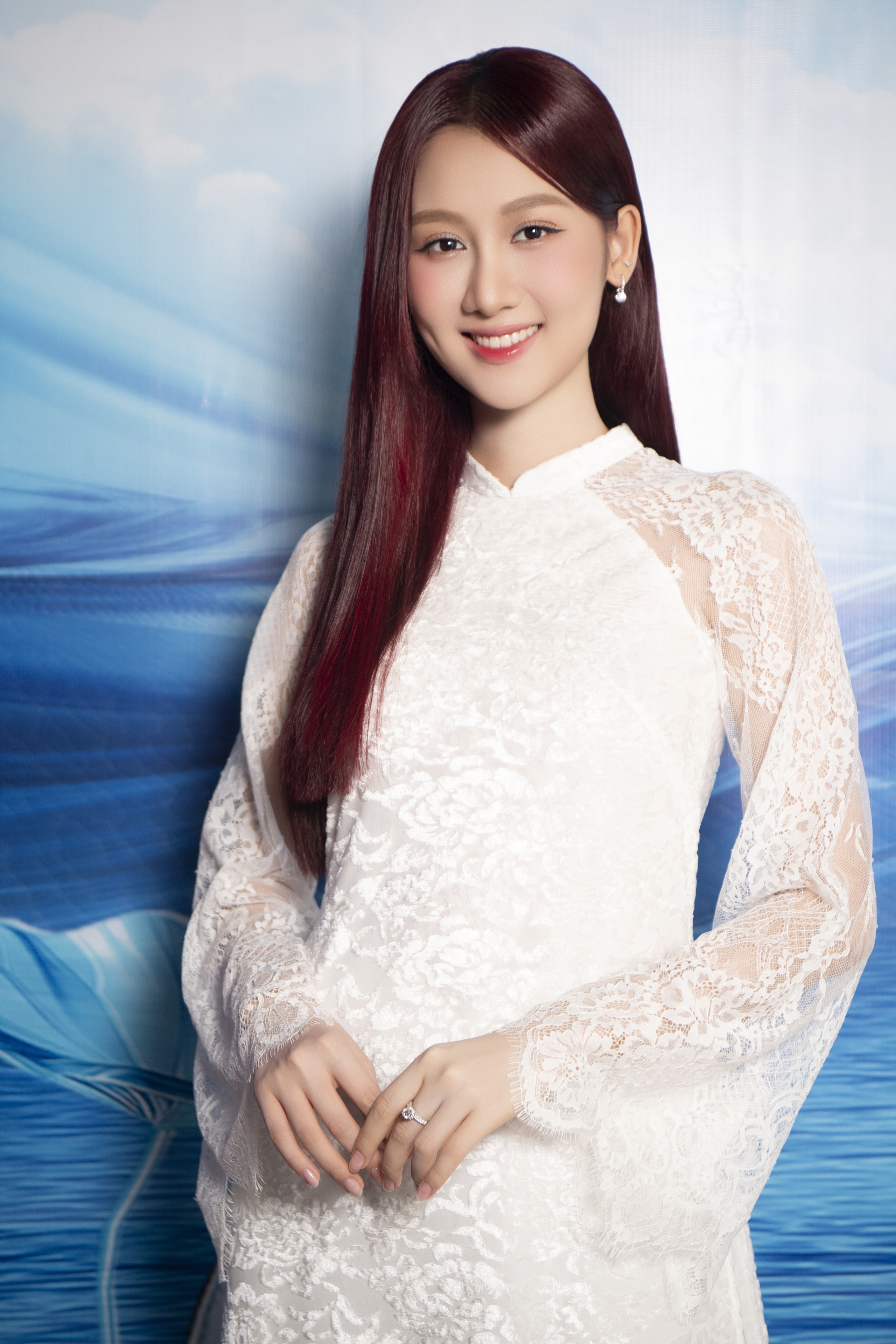 Quế Anh làm giám khảo Hoa hậu Sinh viên Hòa bình Việt Nam - Ảnh 2. Quế Anh làm giám khảo Hoa hậu Sinh viên Hòa bình Việt Nam - Ảnh 2.