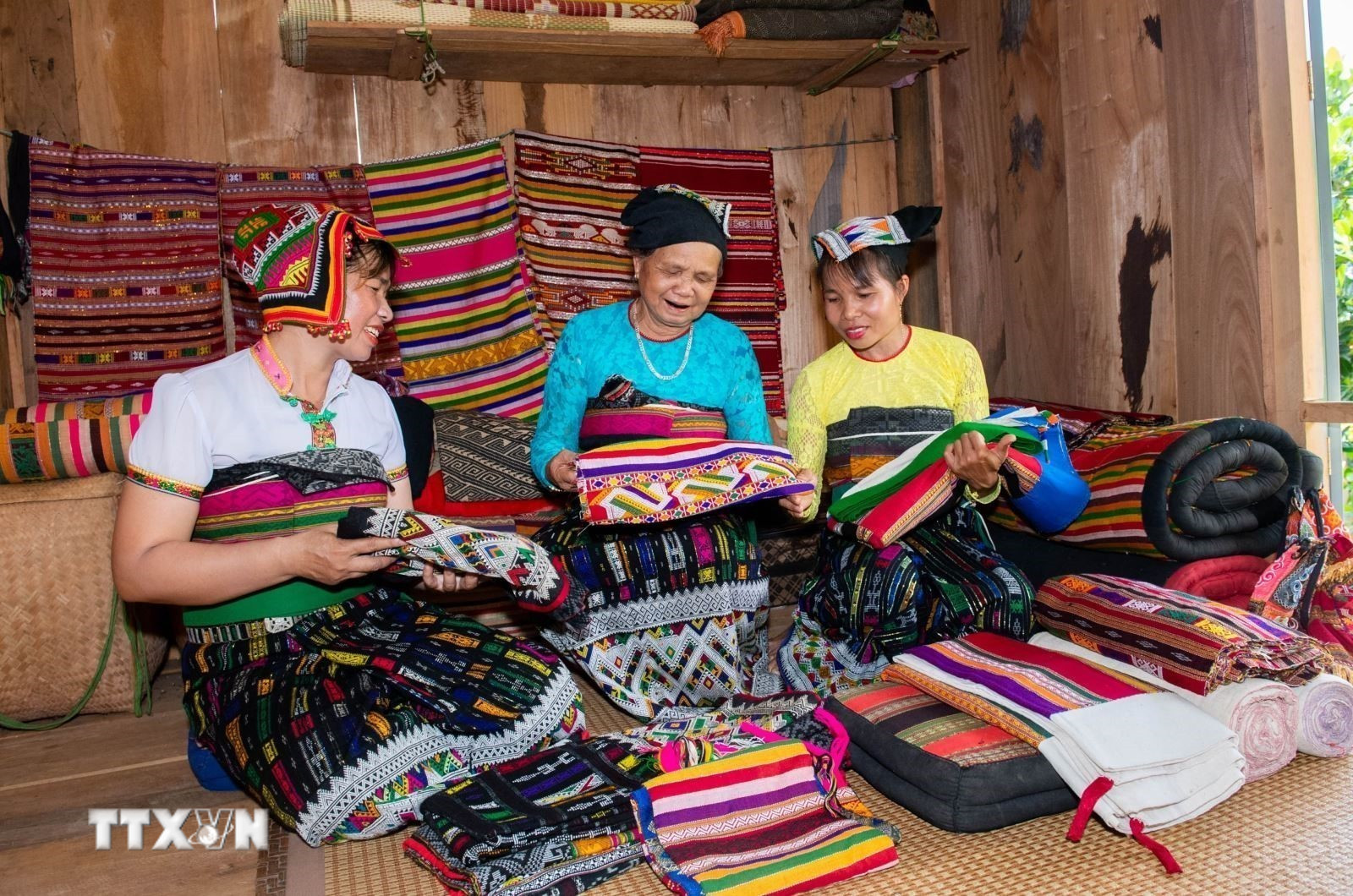 Đề xuất có mục riêng về phát triển toàn diện vùng biên giới, hải đảo- Ảnh 1.