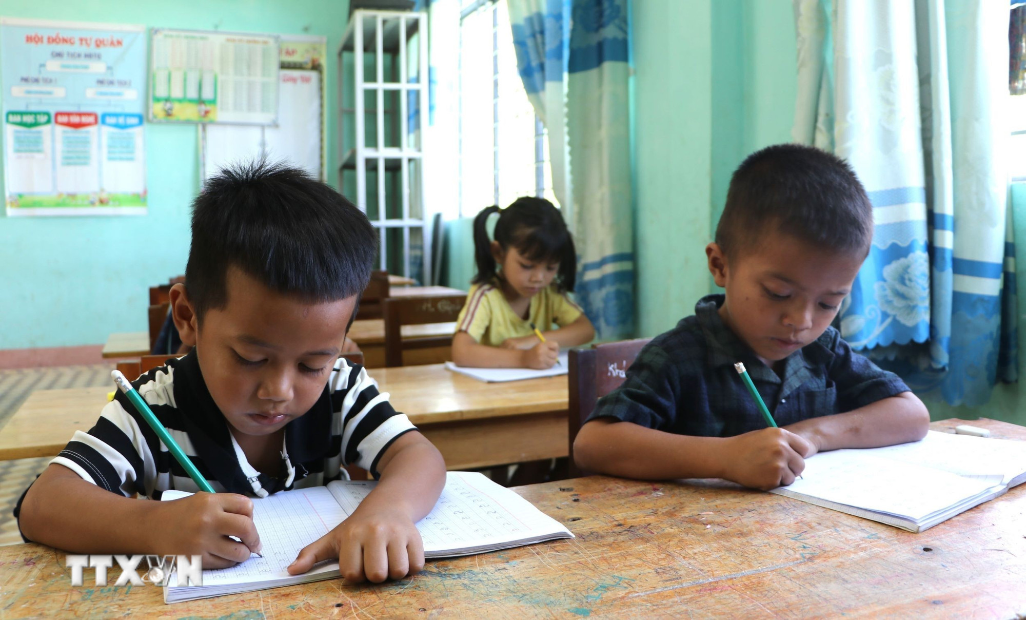 Đề xuất có mục riêng về phát triển toàn diện vùng biên giới, hải đảo- Ảnh 2.