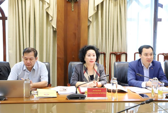 Bà Hà Thị Nga cho ý kiến vào nội dung chuẩn bị Đại hội đại biểu MTTQ Việt Nam tỉnh Điện Biên lần thứ XIV, nhiệm kỳ 2025-2030- Ảnh 5.