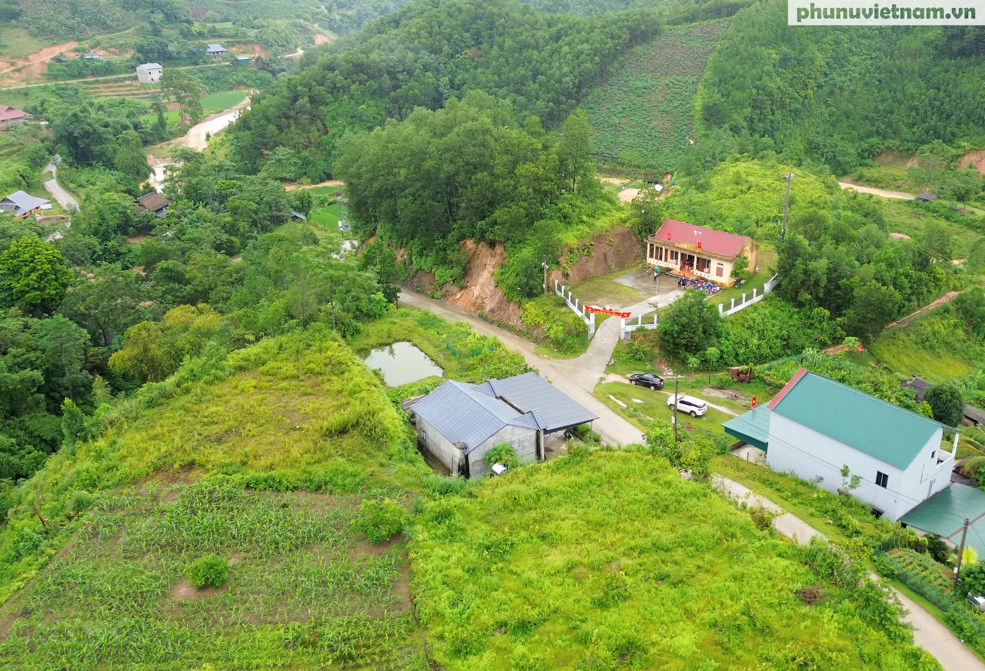 Siết chặt kiểm soát, huy động cộng đồng phòng, chống thuốc lá thế hệ mới- Ảnh 4. Siết chặt kiểm soát, huy động cộng đồng phòng, chống thuốc lá thế hệ mới- Ảnh 4.