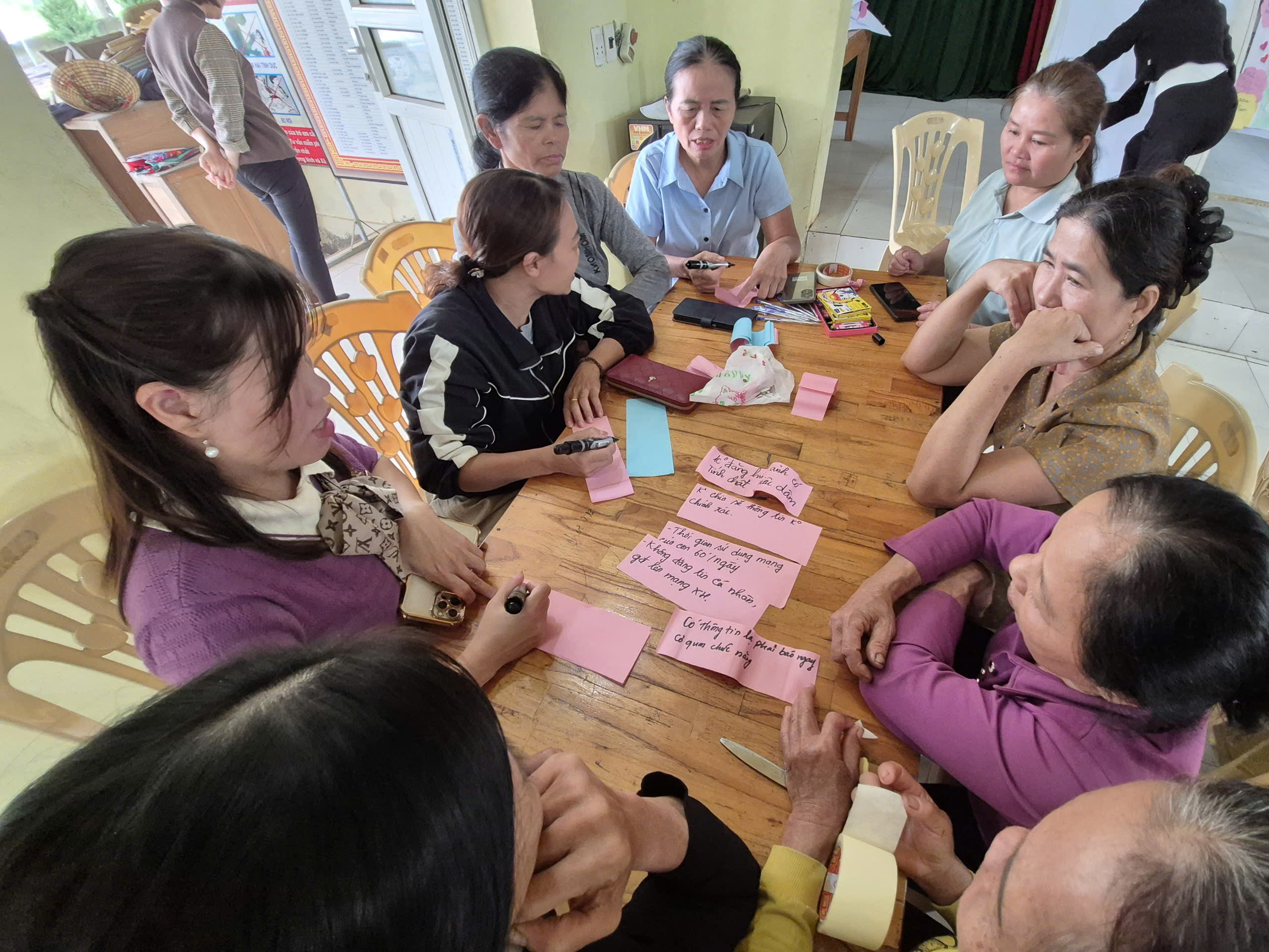 Bảo vệ con bằng tình yêu và sự hiểu biết- Ảnh 5. Bảo vệ con bằng tình yêu và sự hiểu biết- Ảnh 5.