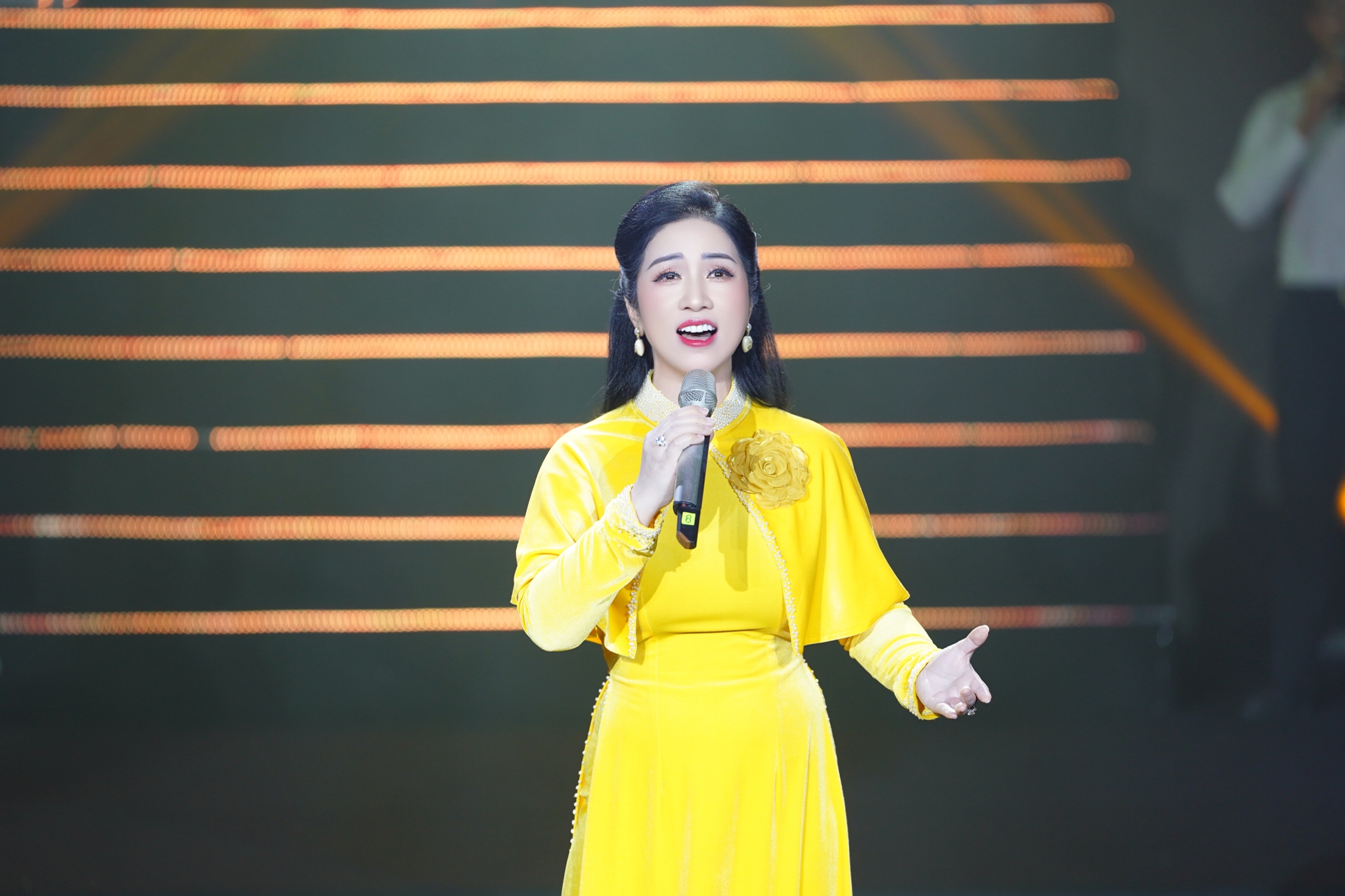 Cố GS.NSND Trung Kiên “hòa giọng” cùng NSND Quang Thọ, NSND Quốc Hưng- Ảnh 7. Cố GS.NSND Trung Kiên “hòa giọng” cùng NSND Quang Thọ, NSND Quốc Hưng- Ảnh 7.