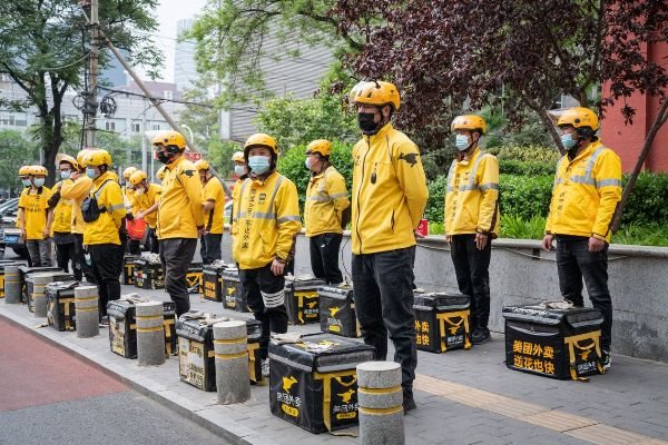 Kinh nghiệm quản lý công chức làm ngoài giờ của Trung Quốc- Ảnh 1.